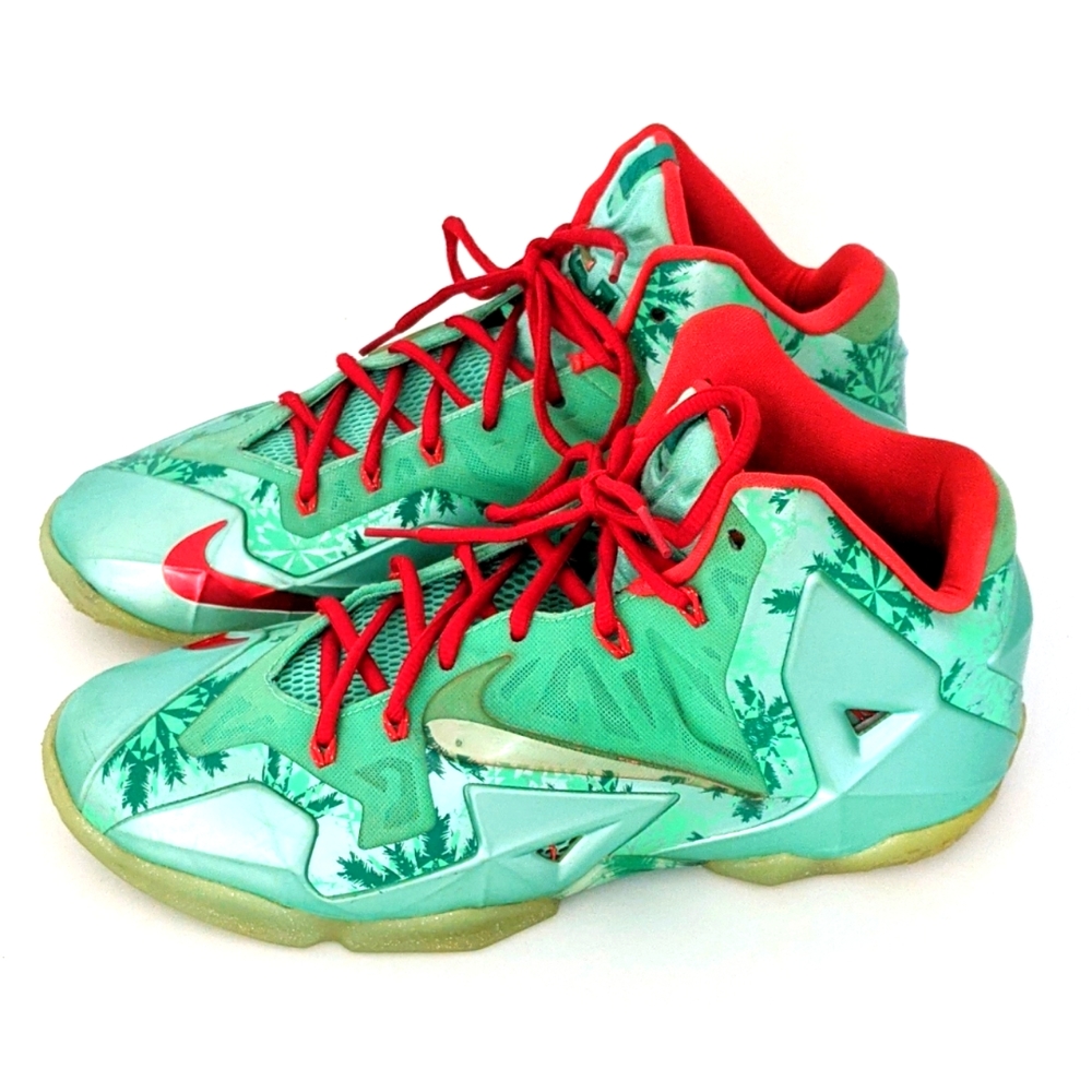 LEBRON 11 CHRISTMAS NIKE STYLE SNEAKERS